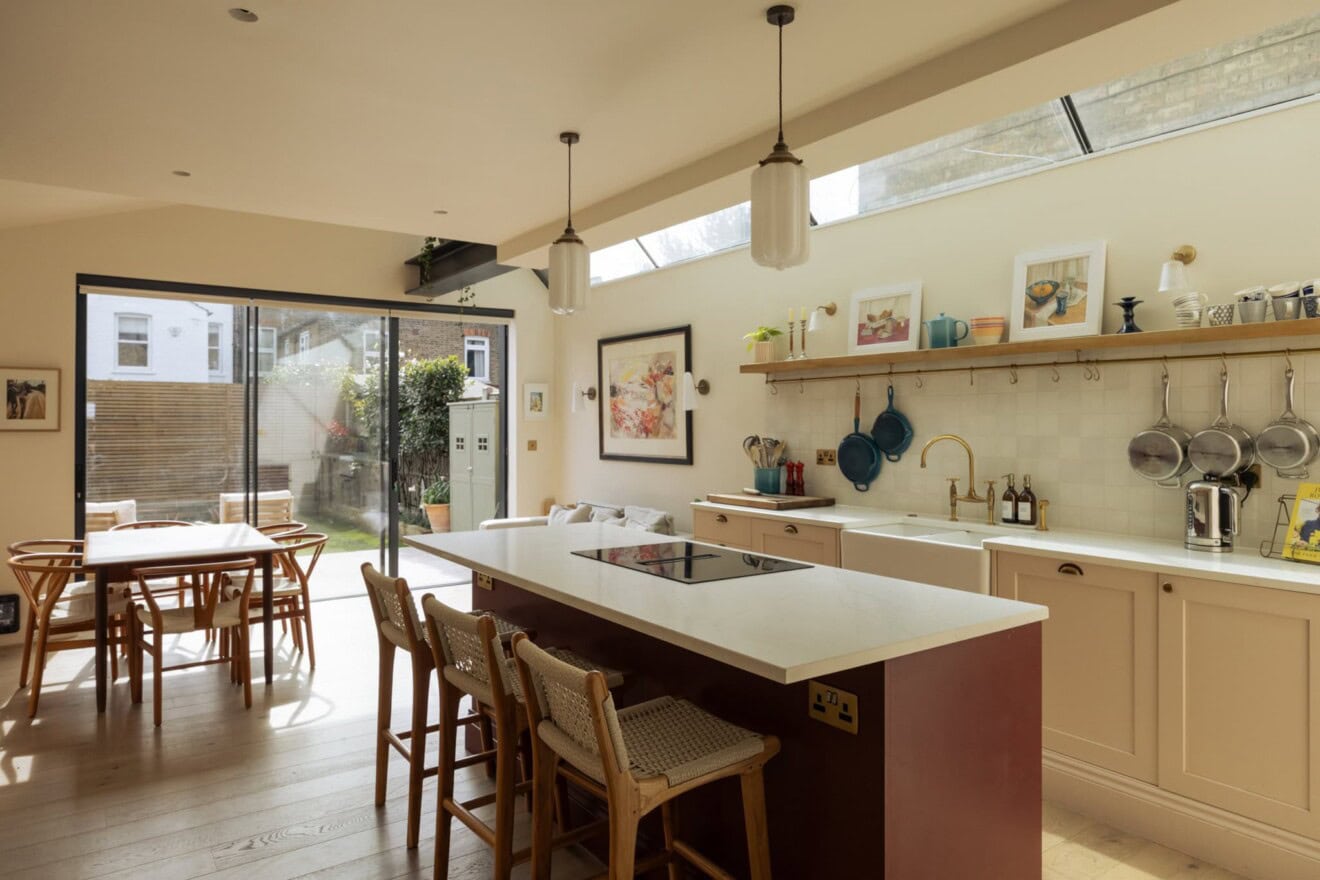 Bright, spacious kitchen with island and dining area in Ravenswood Road, Walthamstow Village.